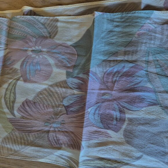 Vintage Liz Claiborne Bias Cut Pastel Silk Floral Scarf - Picture 5 of 6